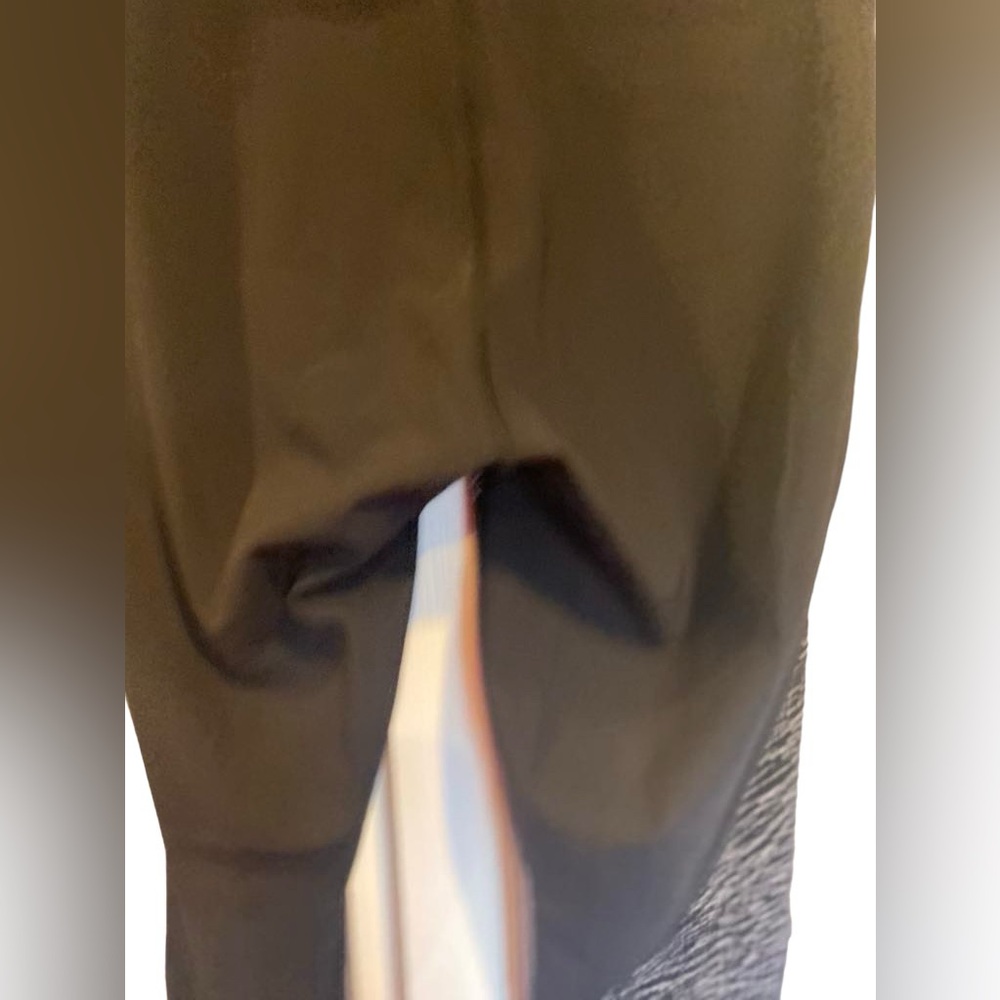 Lululemon Block Color Active Leggings Size 6 - image 3